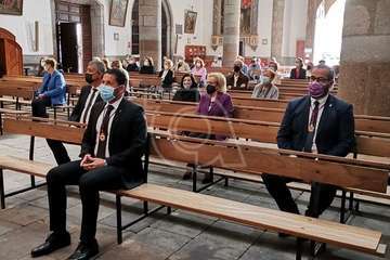  Telde vive un sobrio Viernes Santo sin procesiones/TA y Jesús Ruiz Mesa.